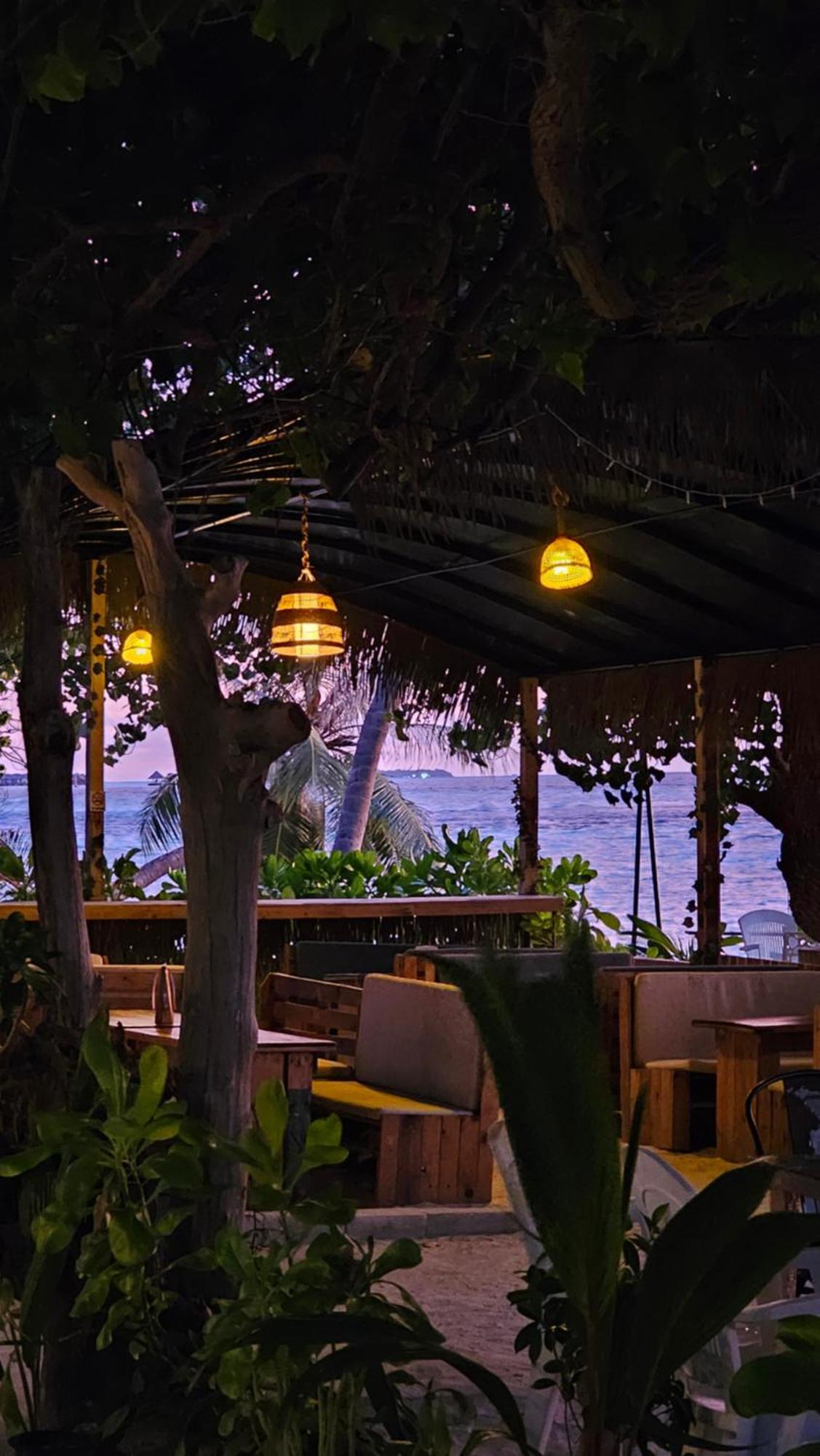 Aqua Sunset Hotel Gulhi Kültér fotó